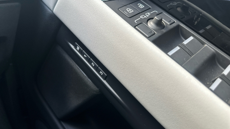 Land Rover Range Rover Evoque 2.0 D200 Dynamic SE 5dr Auto Diesel Hatchback